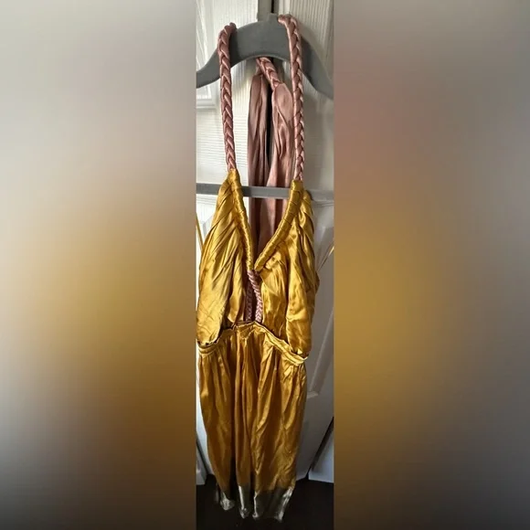 🎸ANTHROPOLOGIE🎸🔥NWT🔥Silk Colorblocked Maxi Dress in Gold— Size 4